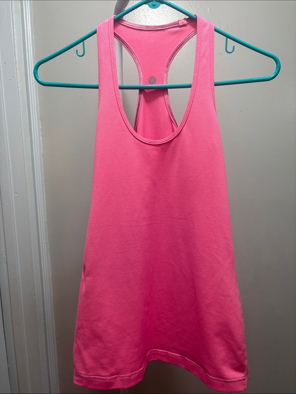 Cute Lululemon Tank Shirt sz.S